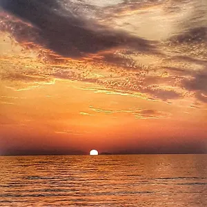 A Casa Da Putìa, L'emozione Di Un Tramonto Appartamento
